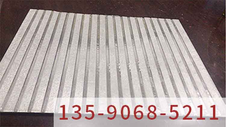 氟碳鋁單板之鋁單板在建筑外觀效果和功能性方面都有很大的優(yōu)